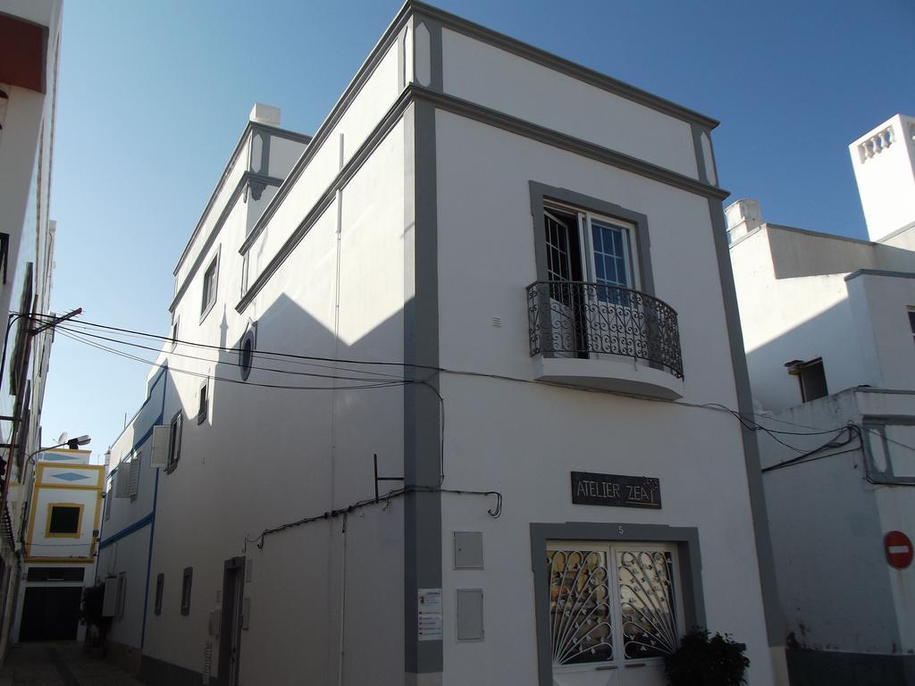 Family Floripes House Daire Olhão Oda fotoğraf